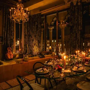 ***** Hotel The Italien