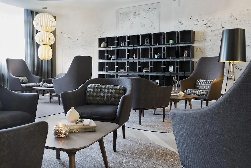 Renaissance Vienna Schoenbrunn Hotel 4*,